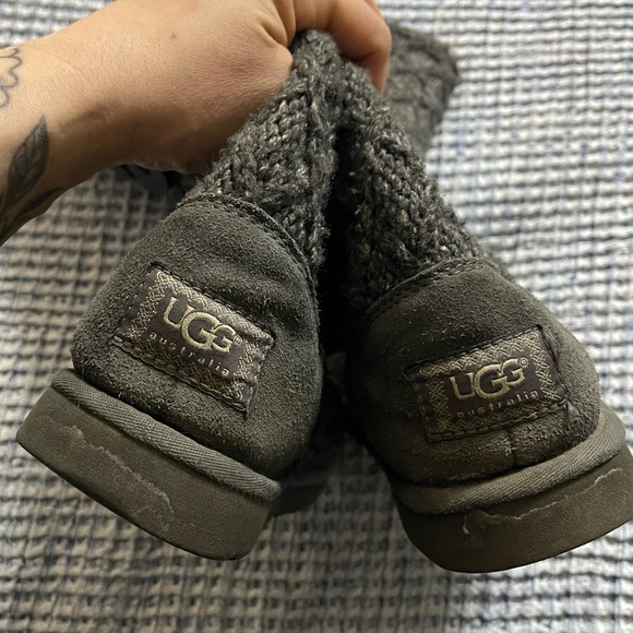 Ugg Classic Cardy Boot - Picture 6 of 11